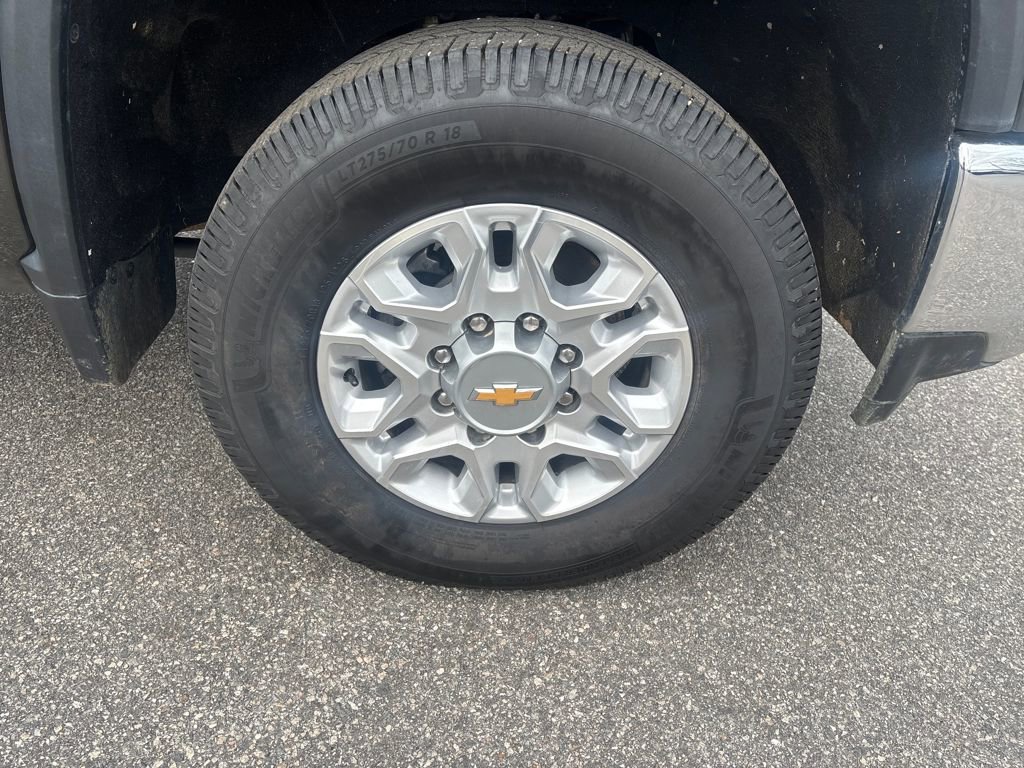 Used 2023 Chevrolet Silverado 2500 LT w/ Convenience Package image 6