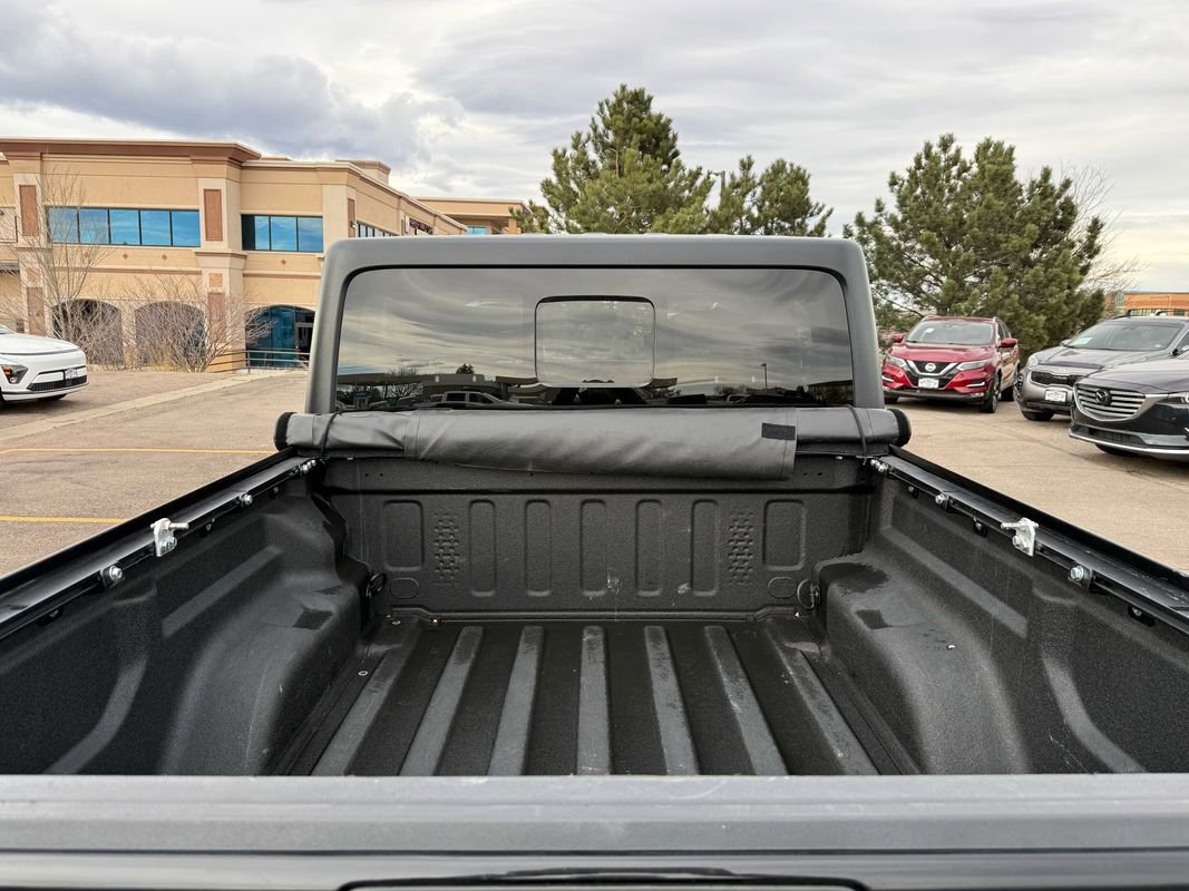 Used 2022 Jeep Gladiator Mojave w/ Cold Weather Group image 10