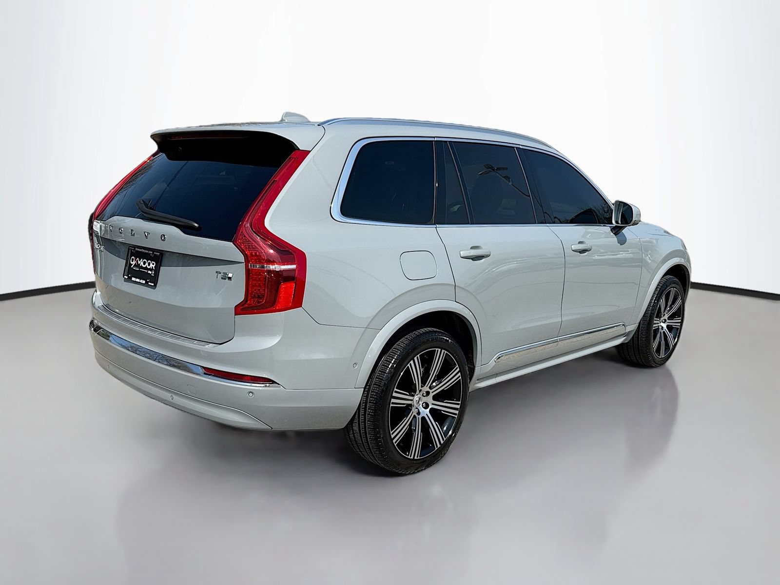 Used 2025 Volvo XC90 T8 Plus w/ Protection Package Premier AWD/4WD image 7