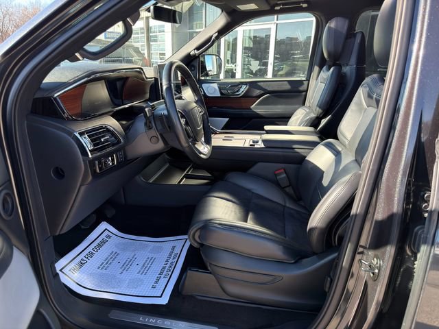 Used 2023 Lincoln Navigator Reserve image 15