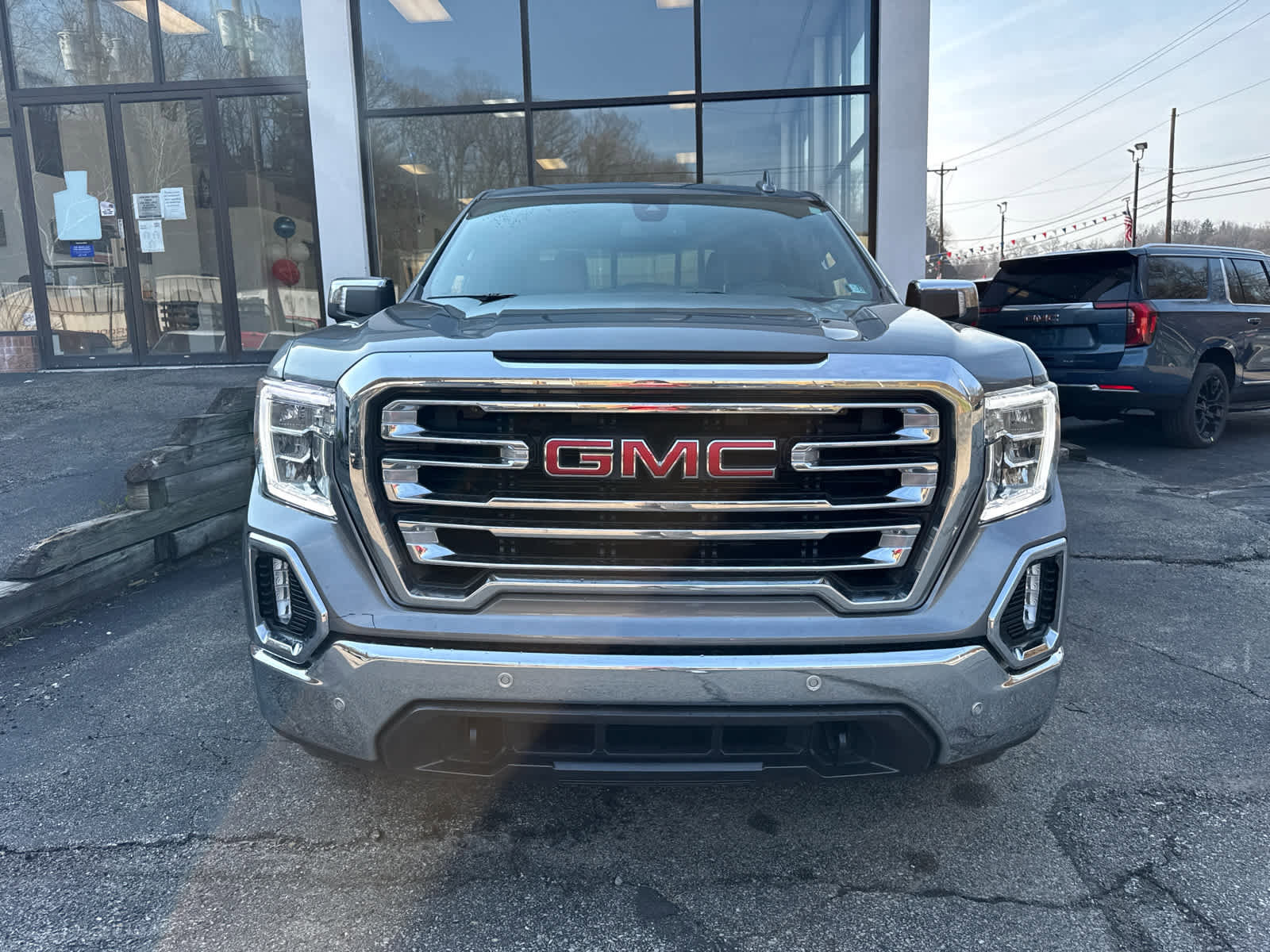 Used 2021 GMC Sierra 1500 SLT w/ SLT Premium Plus Package AWD/4WD image 11