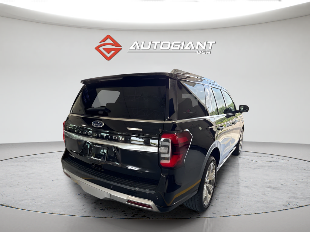 Used 2023 Ford Expedition Platinum AWD/4WD image 5
