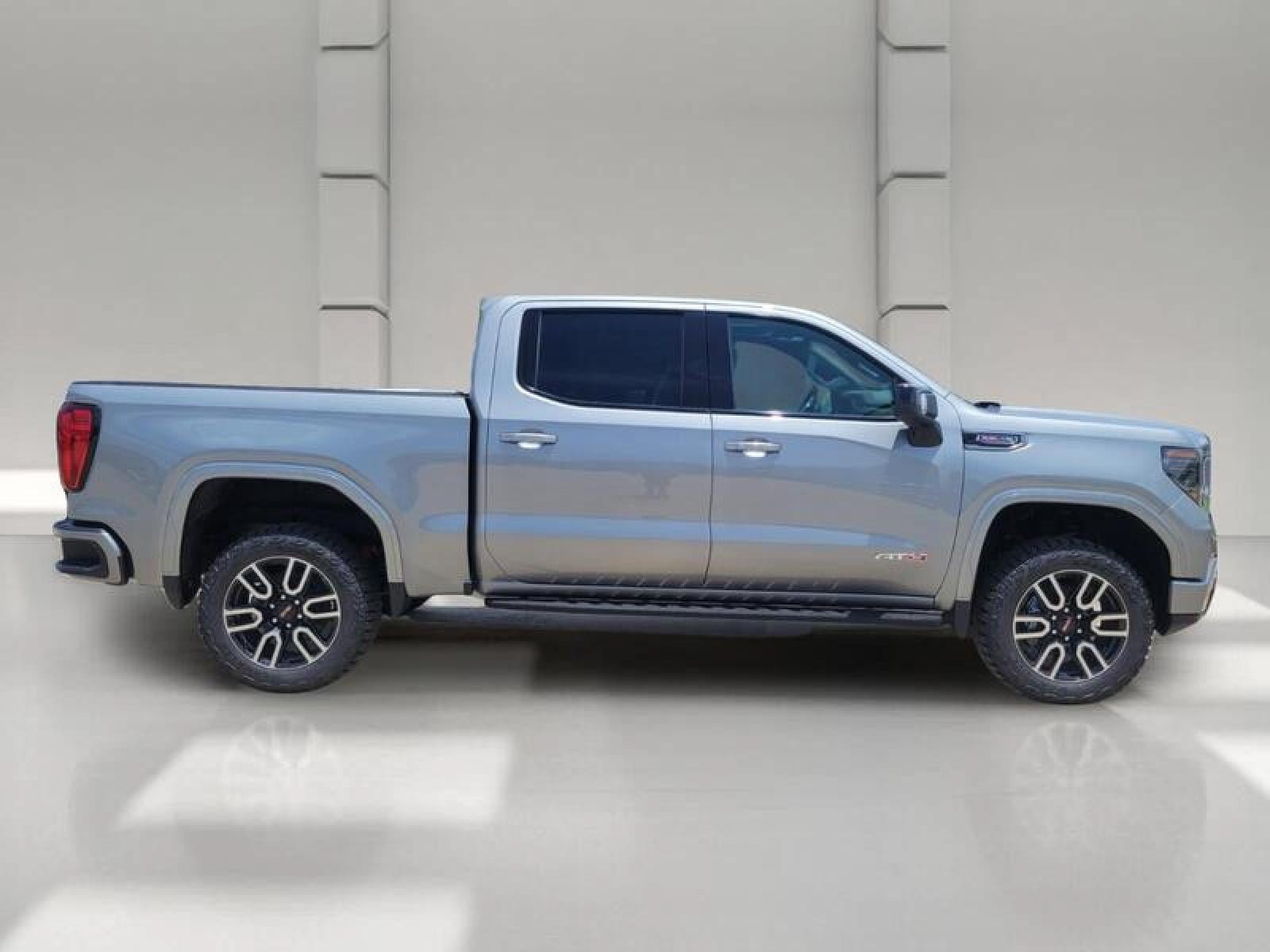 New 2026 GMC Sierra 1500 AT4 w/ AT4 Premium Package AWD/4WD image 4