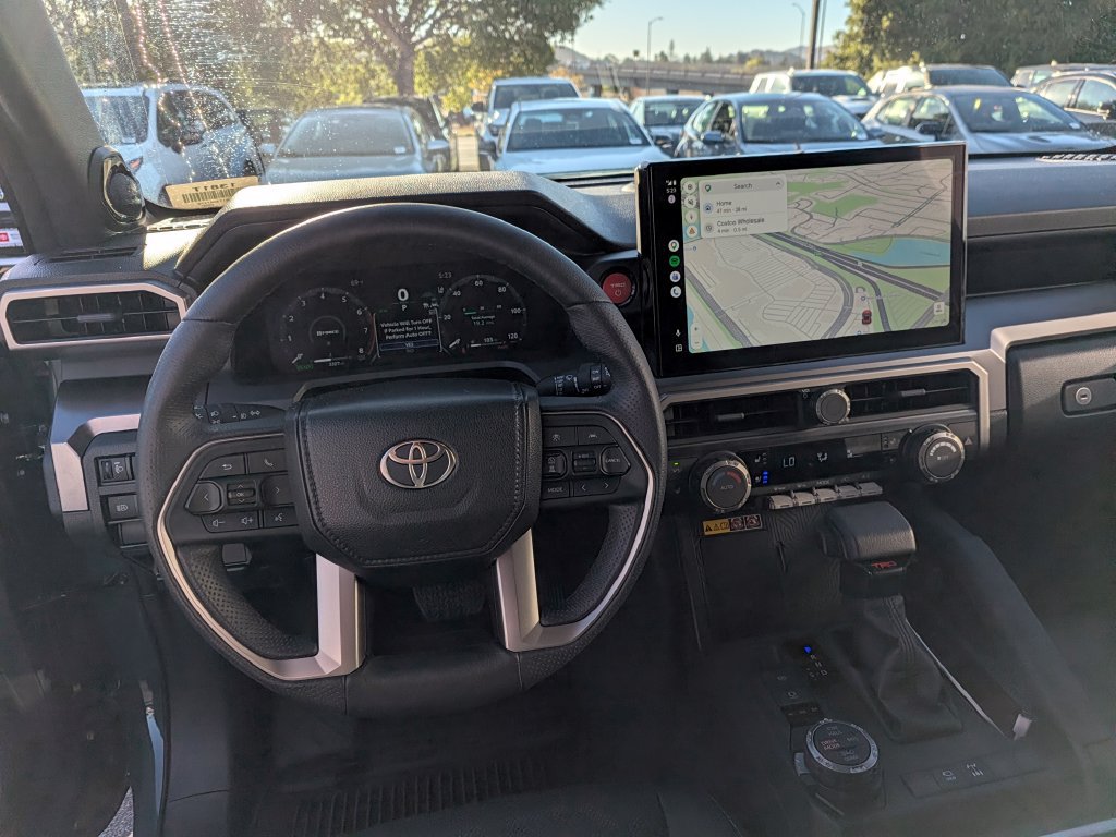 Used 2026 Toyota 4Runner TRD Off-Road Premium AWD/4WD image 3