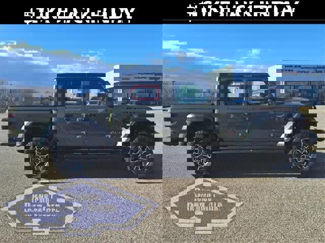 New 2026 Jeep Gladiator Mojave w/ Safety Group image 33