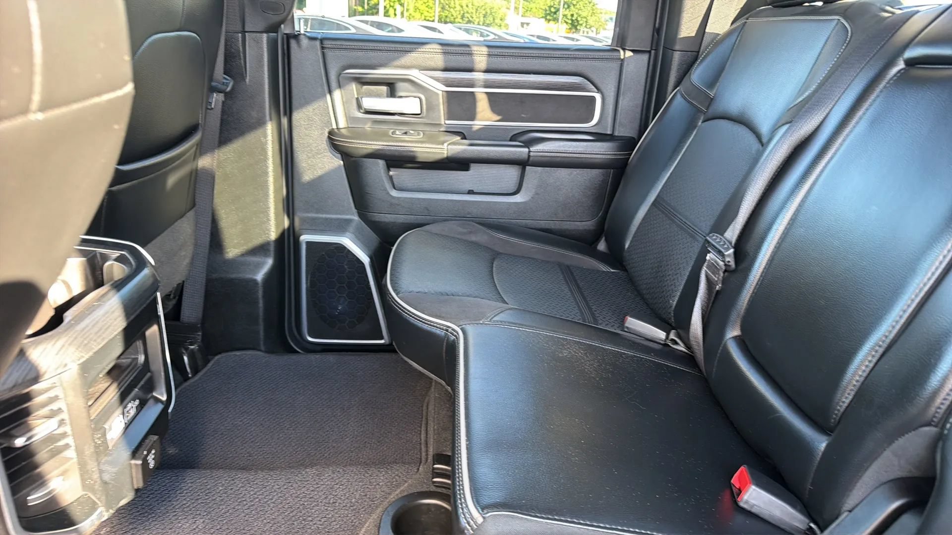 Used 2023 RAM 3500 Laramie AWD/4WD image 40