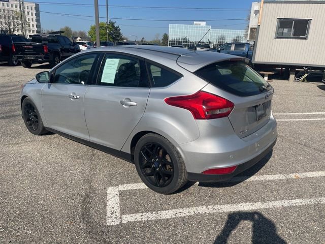 Used 2015 Ford Focus Titanium FWD image 3