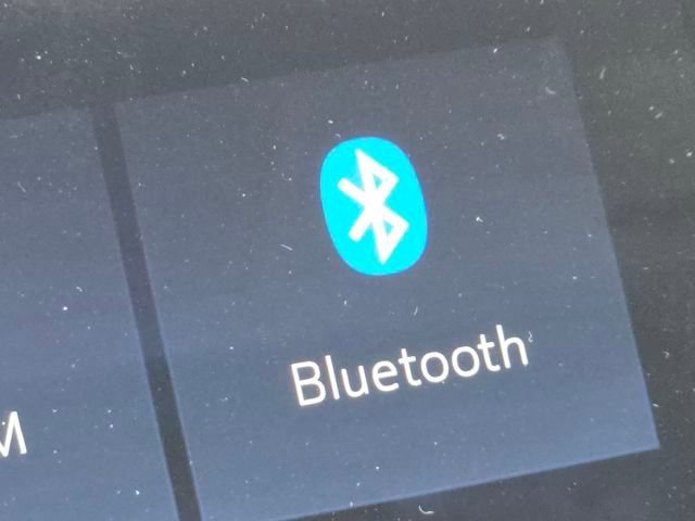 New 2027 Chevrolet Bolt RS w/ Technology Package FWD image 7