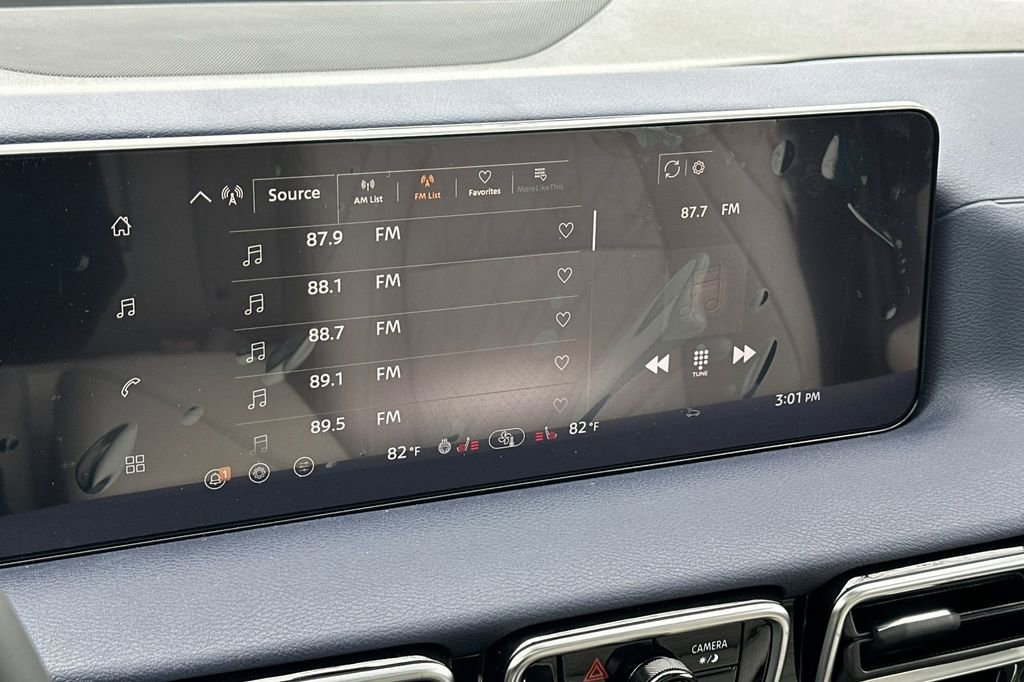 New 2026 Nissan Sentra SL w/ Floor Mat Package image 17