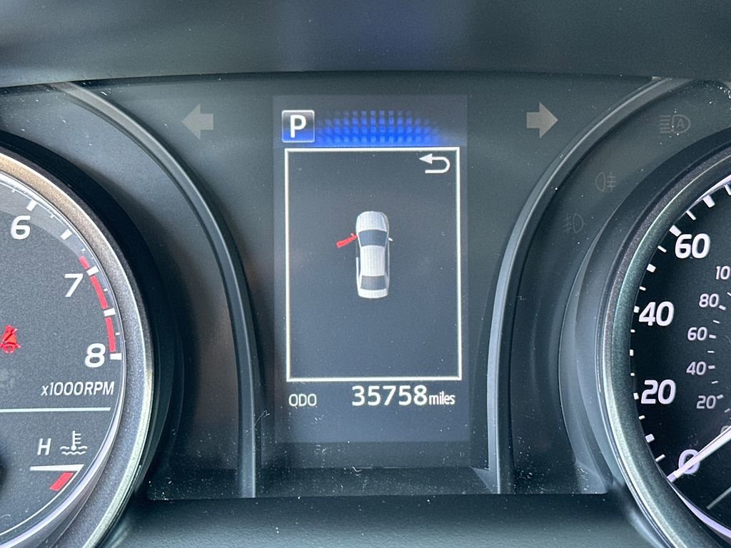 Used 2023 Toyota Camry SE image 21