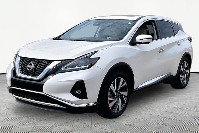 Used 2023 Nissan Murano SL w/ SL Moonroof Package FWD image 3