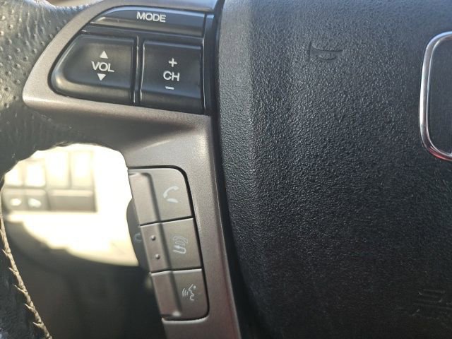 Used 2016 Honda Odyssey Touring Elite image 45