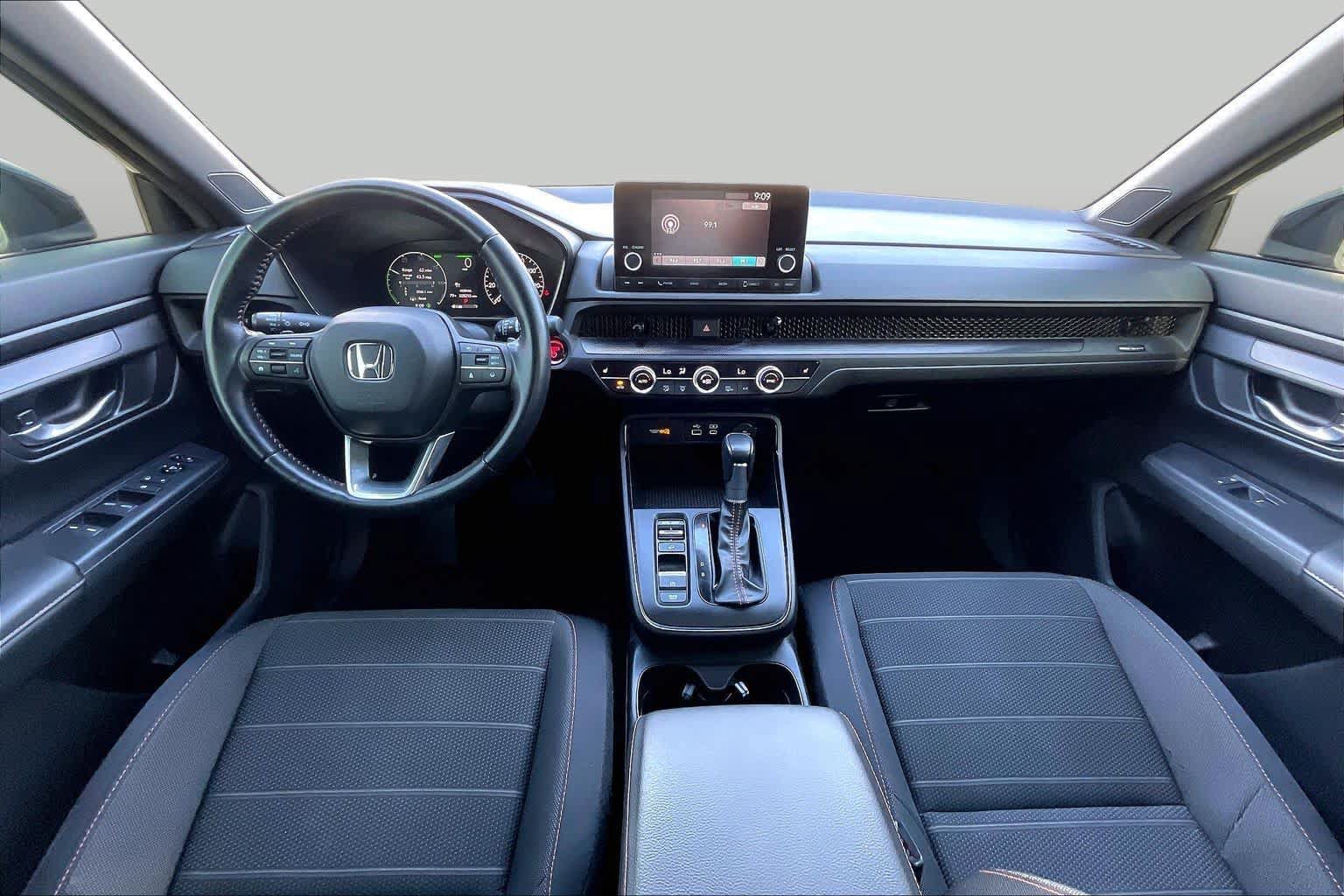 Used 2025 Honda CR-V Sport image 16