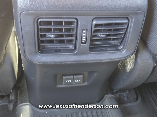 Used 2022 Toyota RAV4 SE w/ Convenience Package image 13