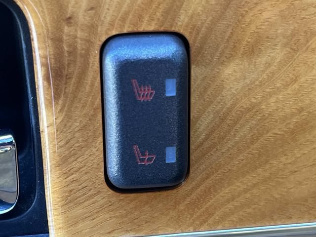 Used 2015 Lincoln MKX FWD w/ Equipment Group 102A image 20