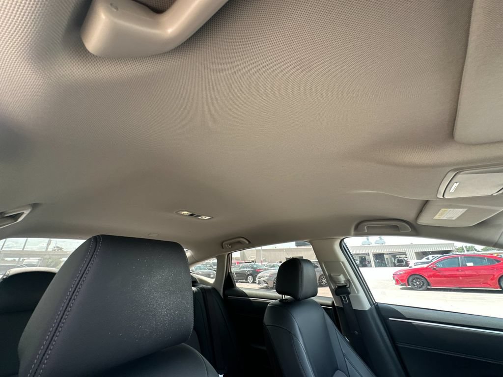 Used 2018 Honda Clarity Plug-In Hybrid image 16