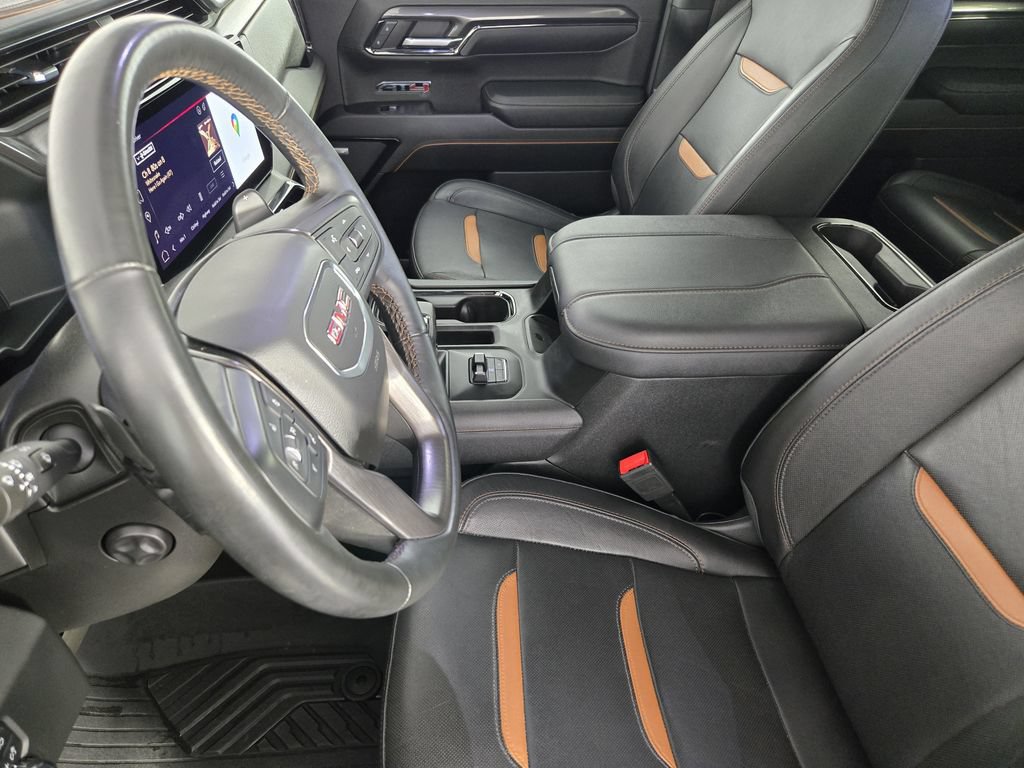 Used 2023 GMC Sierra 1500 AT4 w/ AT4 Premium Package AWD/4WD image 14