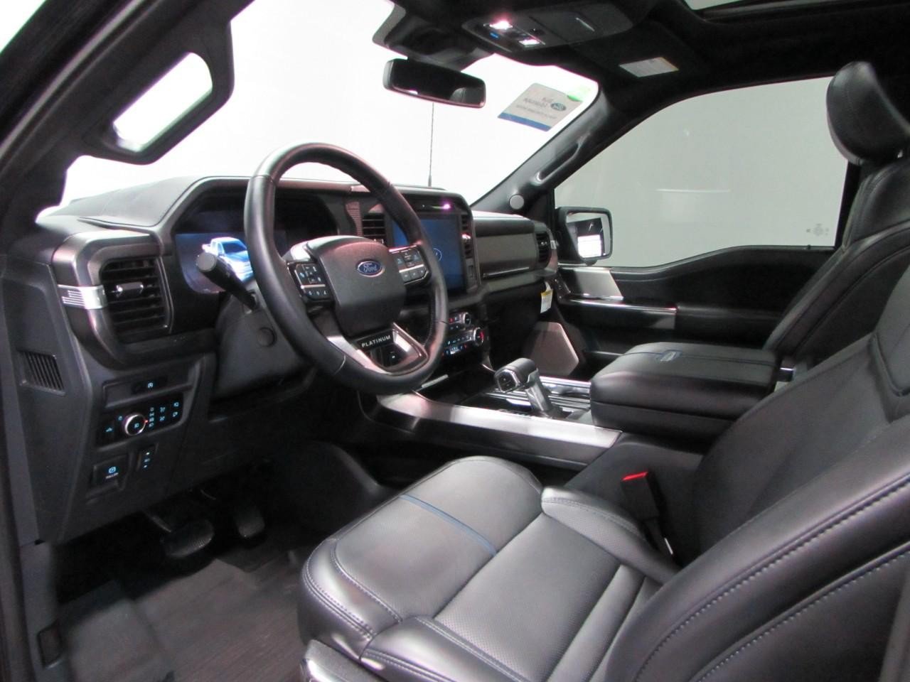 Certified 2025 Ford F150 Platinum w/ Equipment Group 702A High AWD/4WD image 13