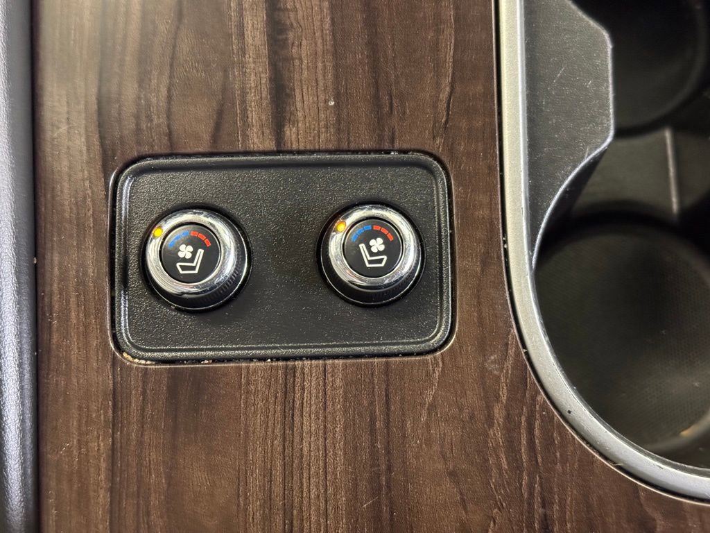 Used 2022 Nissan Murano Platinum w/ Cargo Package image 37