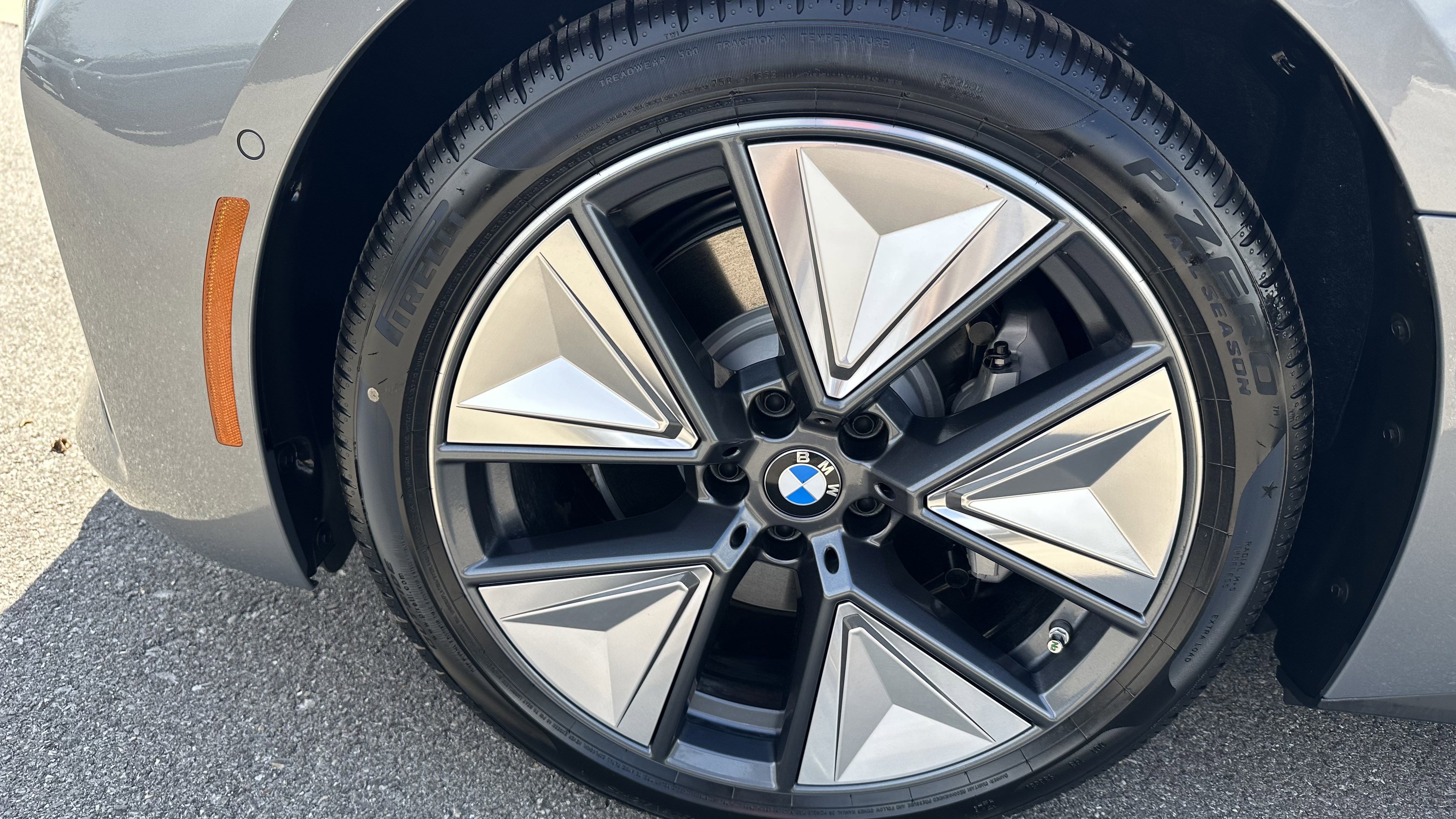 Used 2026 BMW i4 xDrive40i AWD/4WD image 12