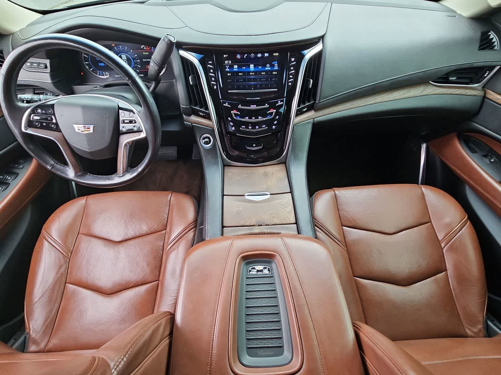Used 2018 Cadillac Escalade ESV Premium Luxury image 15
