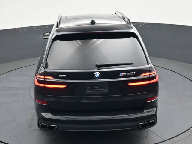 Used 2025 BMW X7 M60i AWD/4WD image 24