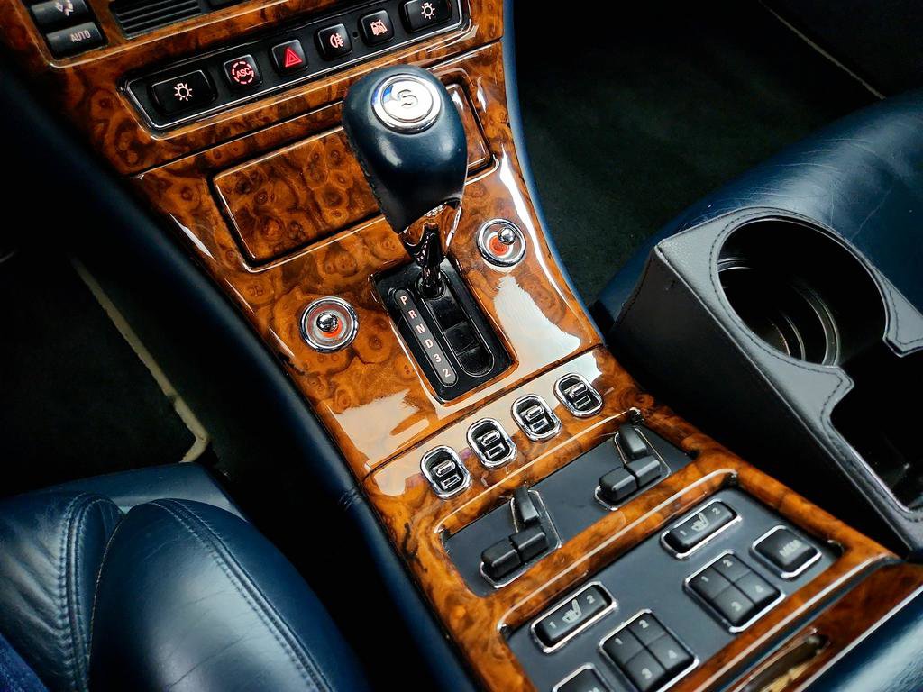 Used 2000 Bentley Arnage Red Label image 18