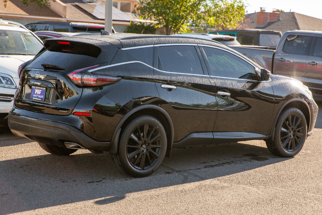 Used 2023 Nissan Murano SV w/ SV Midnight Edition Package FWD image 5
