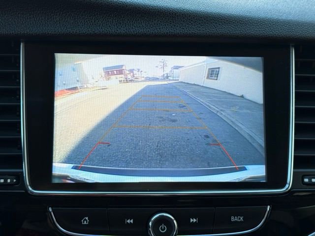 Used 2018 Buick Encore Essence w/ Experience Buick Package image 39