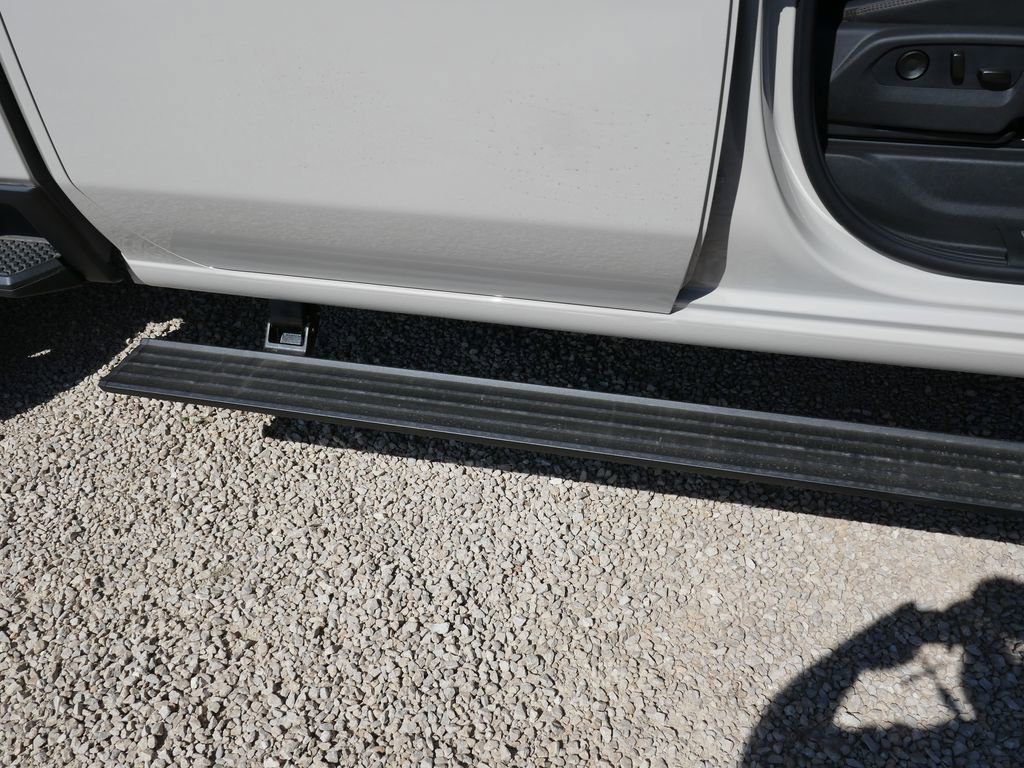 New 2026 GMC Sierra 2500 AT4 w/ AT4 Premium Plus Package image 11