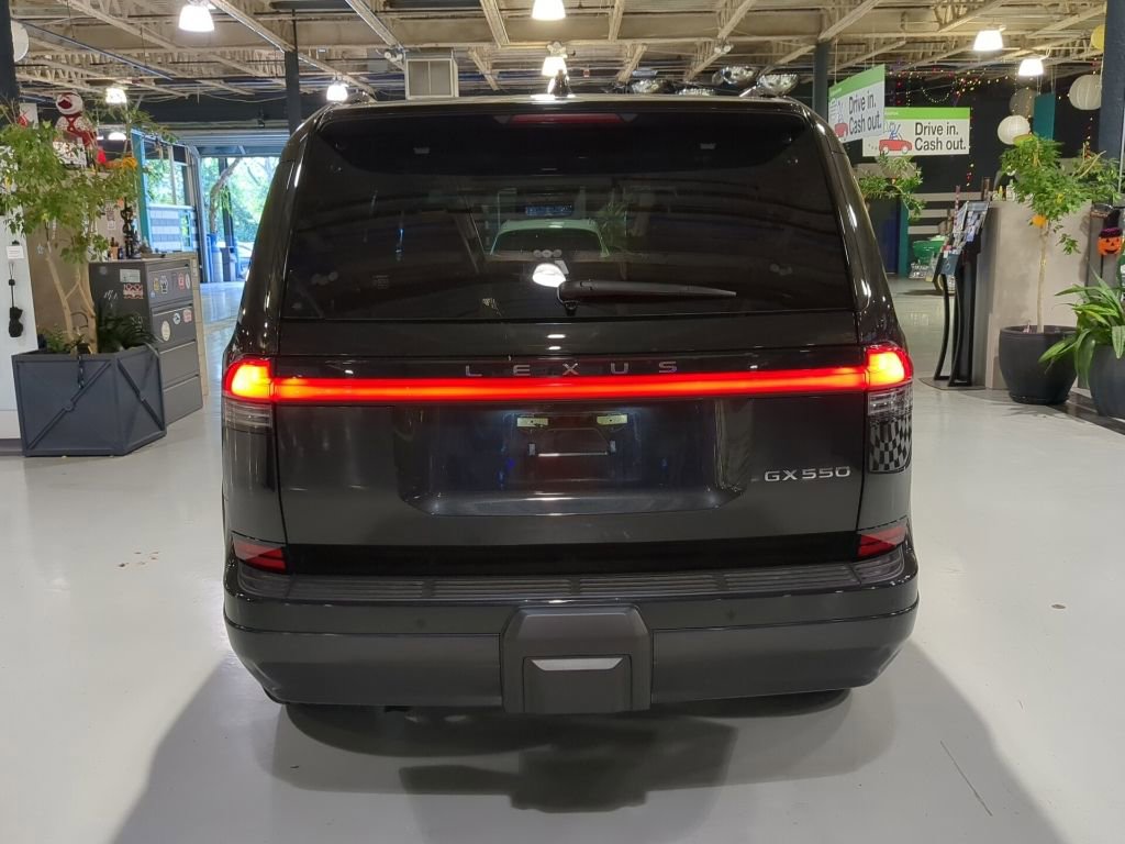 Used 2024 Lexus GX 550 w/ Accessory Package (Z1) AWD/4WD image 9
