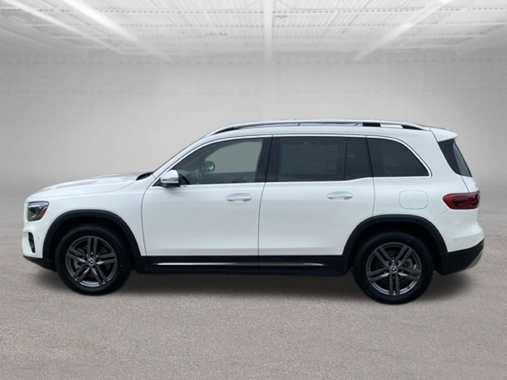 Used 2026 Mercedes-Benz GLB 250 4MATIC image 11