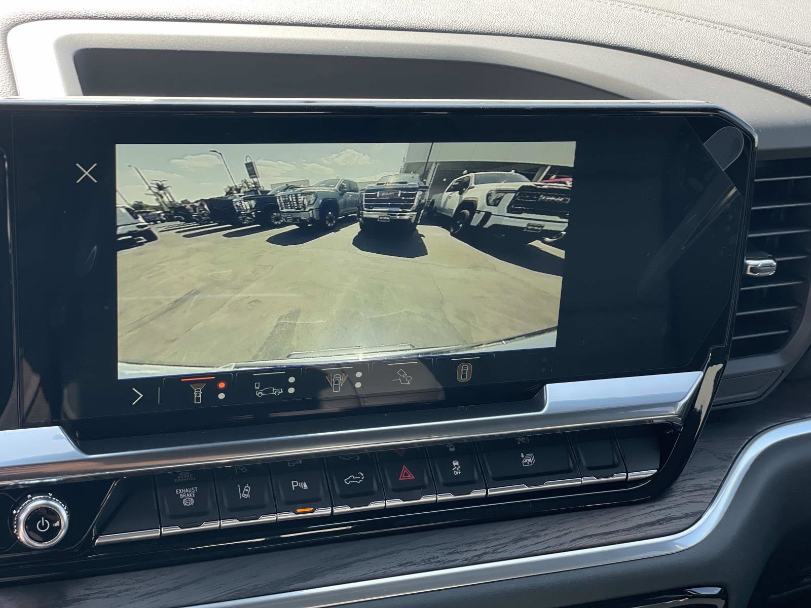 New 2025 GMC Sierra 2500 SLT w/ SLT Premium Package image 13