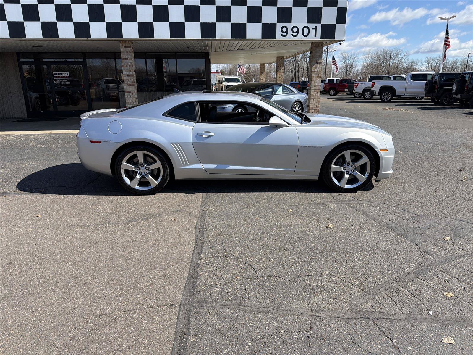 Used 2010 Chevrolet Camaro SS w/ RS Package RWD image 8