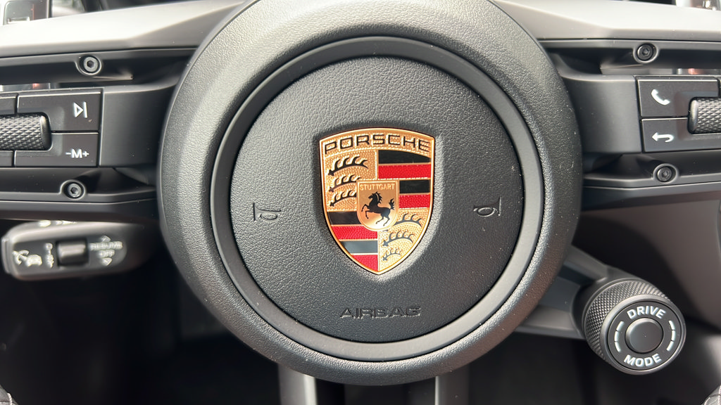 New 2026 Porsche Macan Turbo AWD/4WD image 34