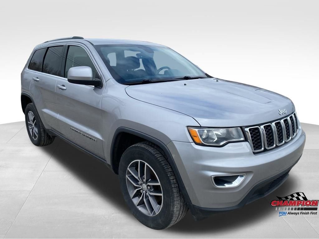 Used 2018 Jeep Grand Cherokee Laredo image 9