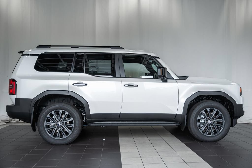 New 2027 Toyota Land Cruiser AWD/4WD image 3