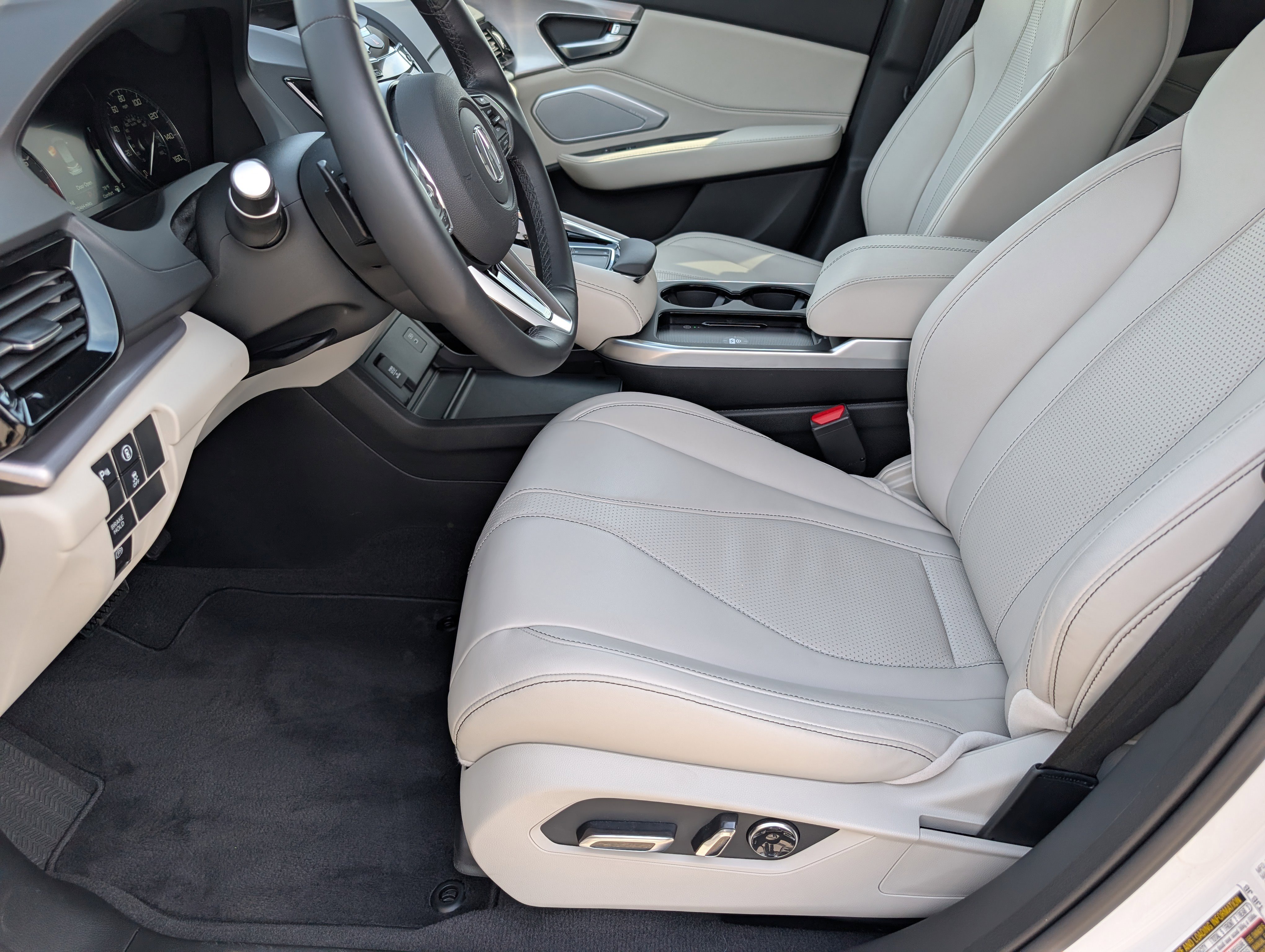 Certified 2025 Acura RDX SH-AWD w/ Technology Package image 9