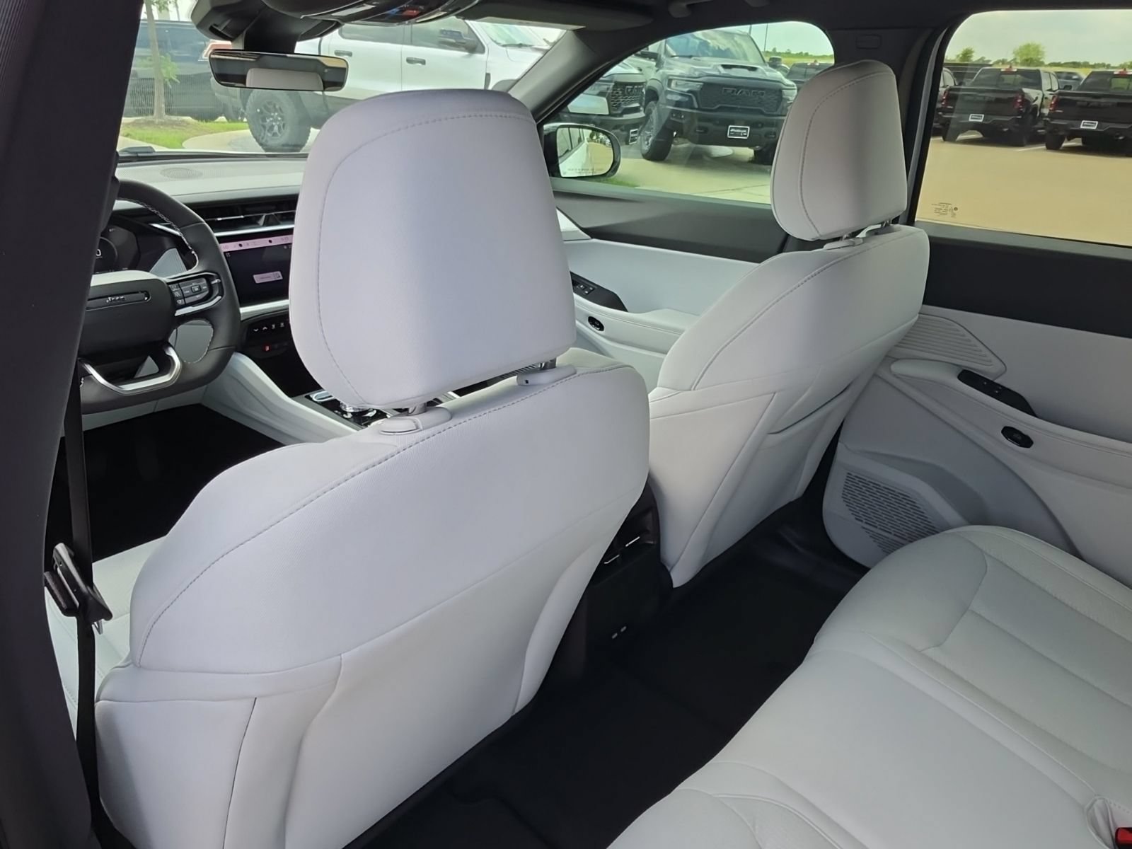 New 2026 Jeep Cherokee Laredo AWD/4WD image 16