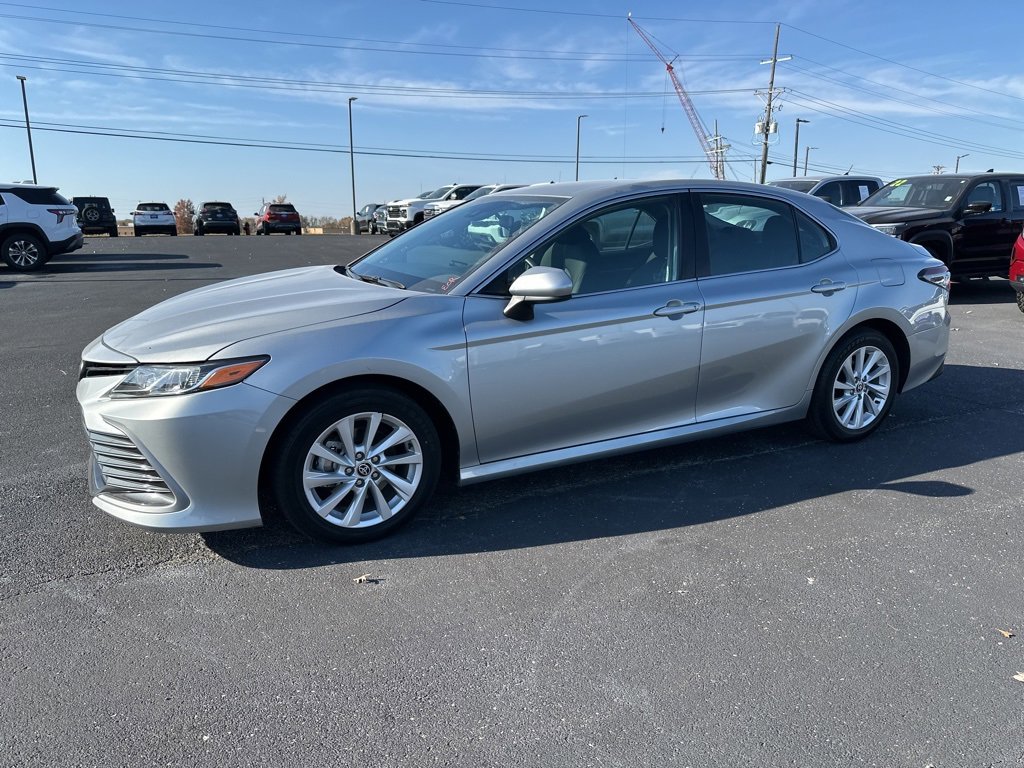 Used 2024 Toyota Camry LE image 2