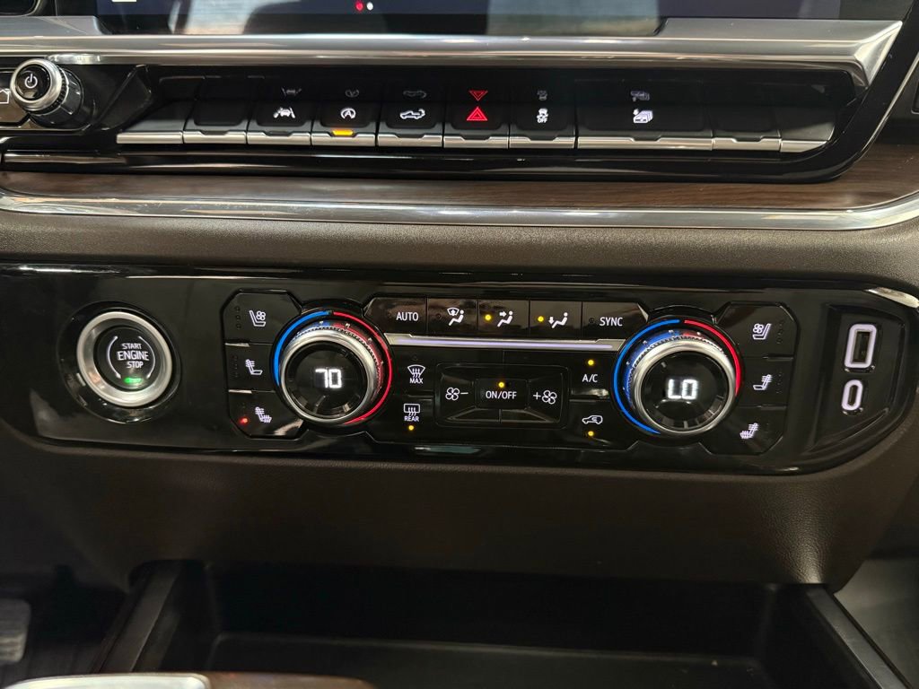 Used 2022 GMC Sierra 1500 SLT w/ SLT Convenience Package image 17