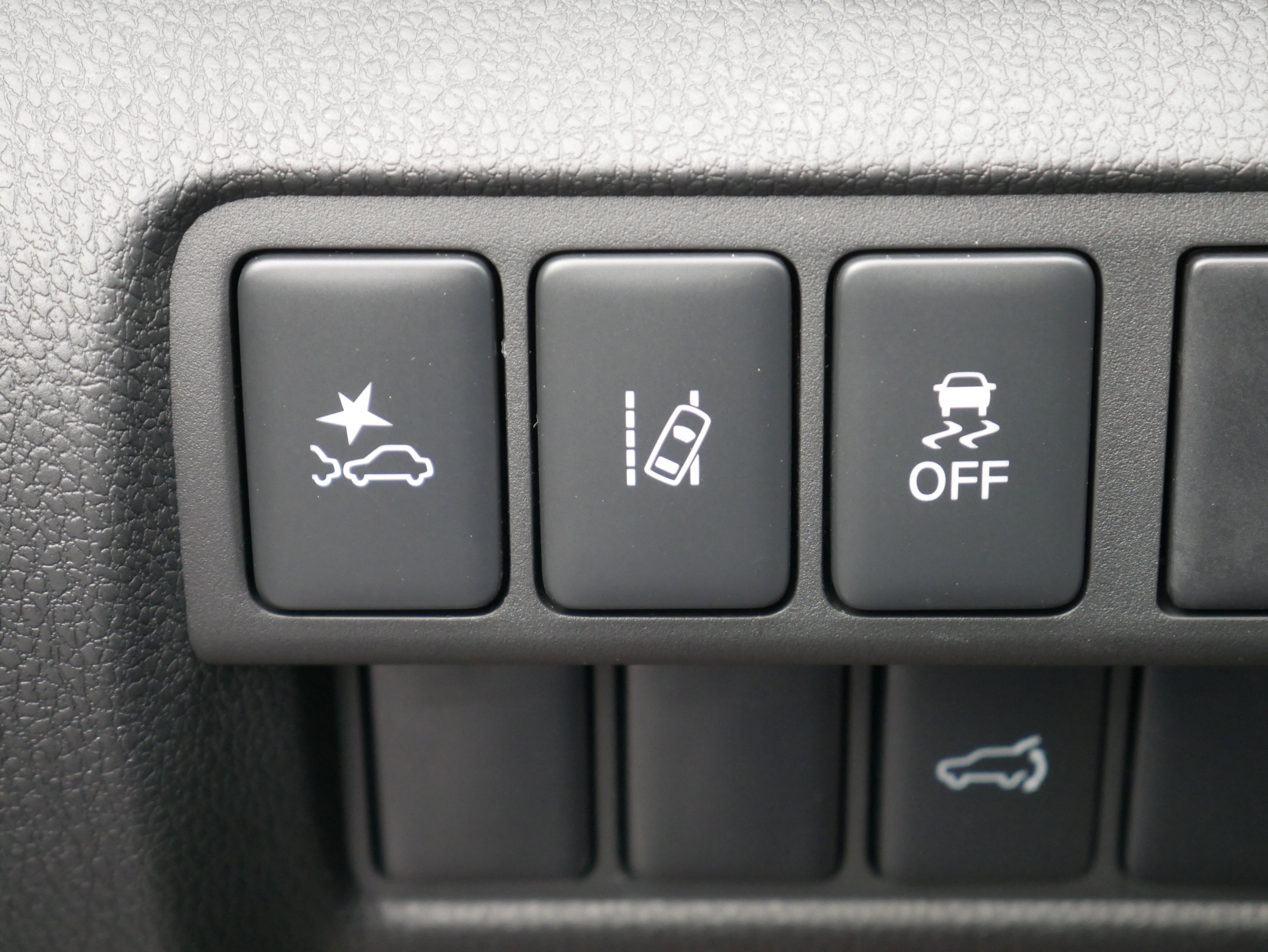 New 2026 Mitsubishi Eclipse Cross SEL image 27