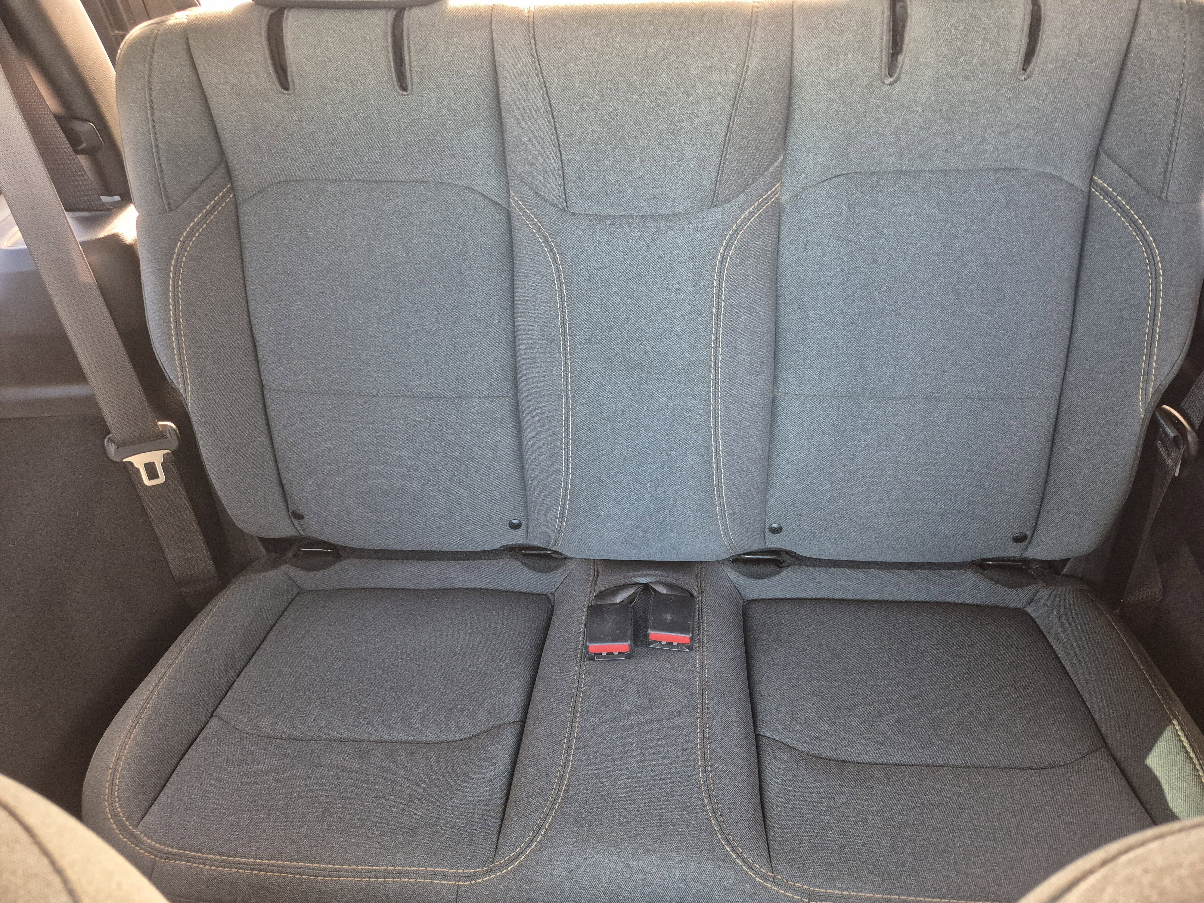 Used 2024 Jeep Wrangler Sport S image 32