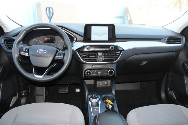 Used 2022 Ford Escape SE w/ Cold Weather Package image 33