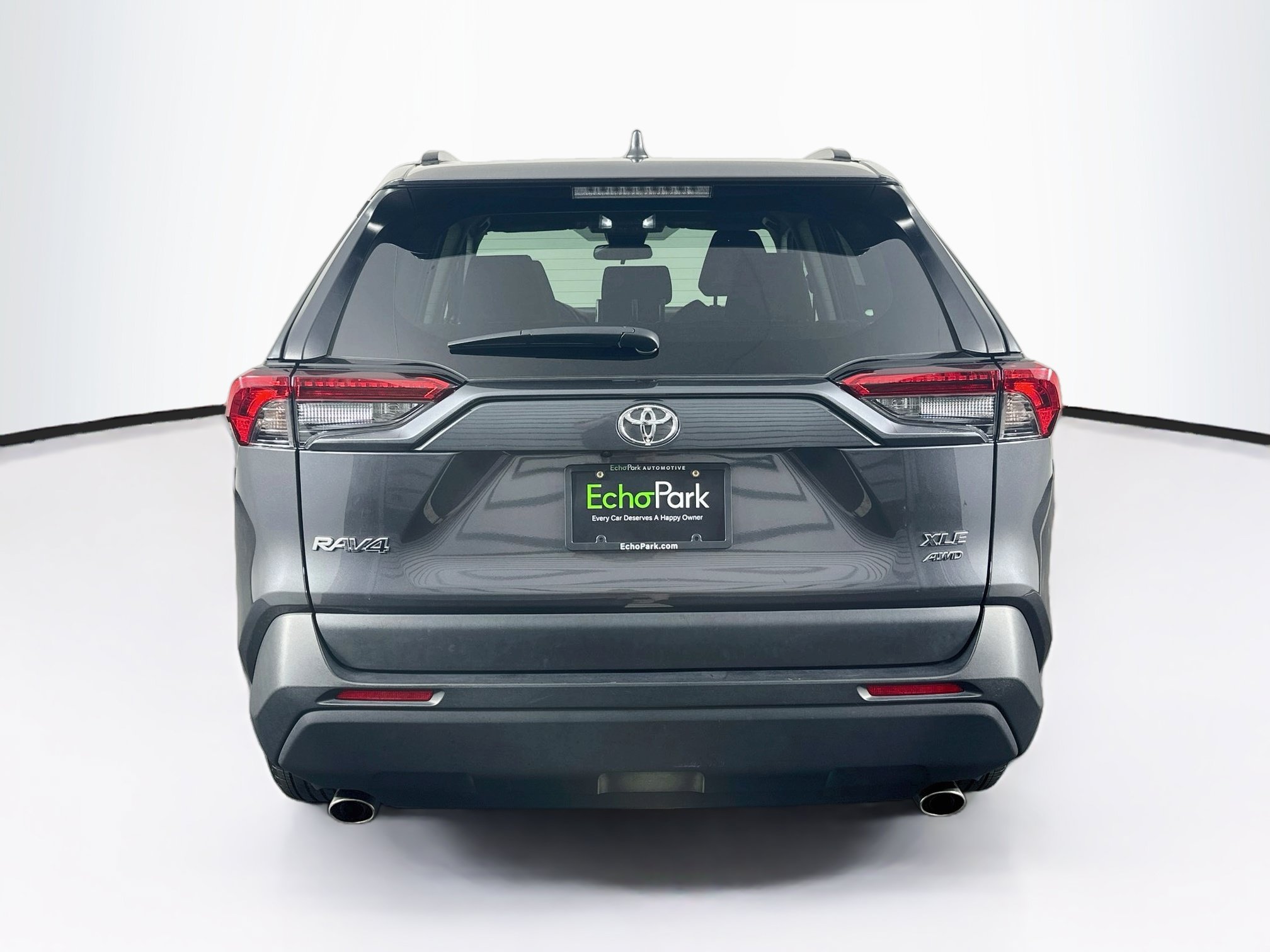Used 2025 Toyota RAV4 XLE AWD/4WD image 7