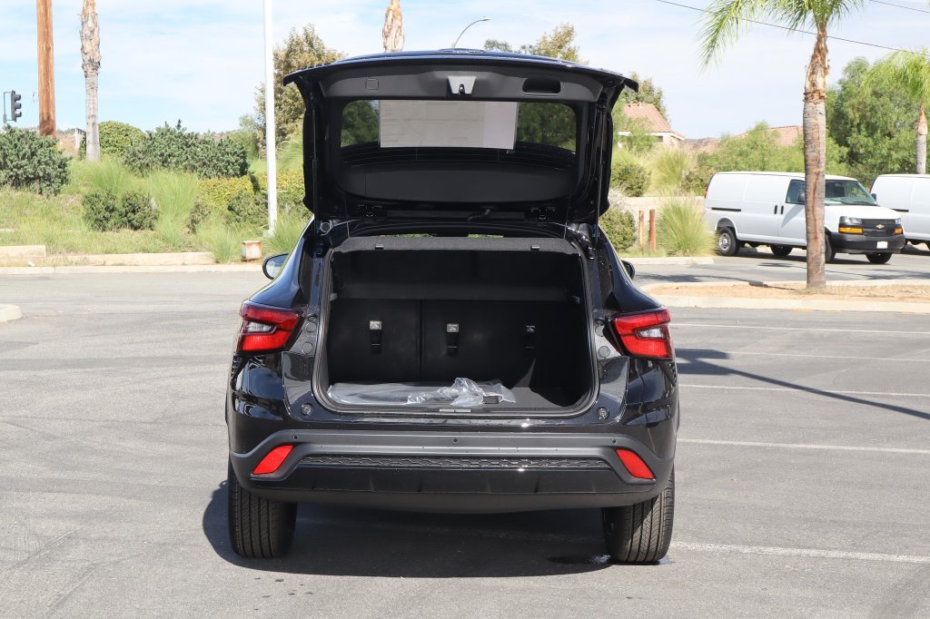 New 2026 Chevrolet Trax RS w/ Driver Confidence Package FWD image 32