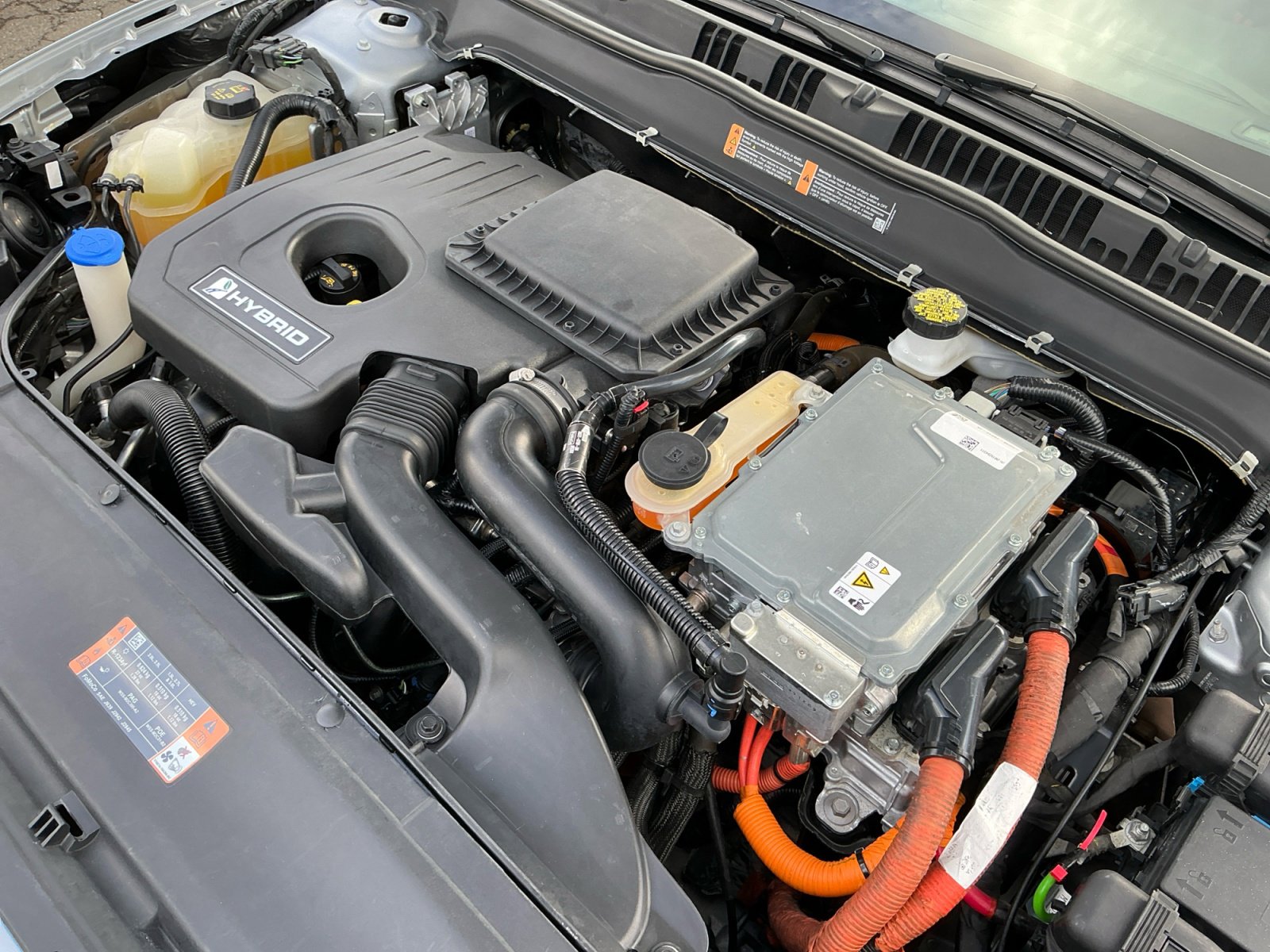 Used 2020 Ford Fusion SE image 20