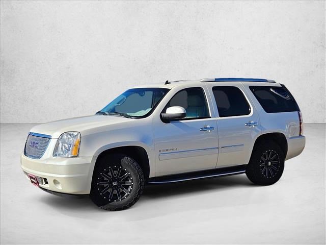 Used 2009 GMC Yukon Denali image 1