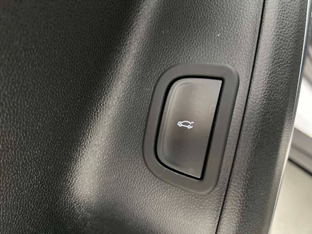 Used 2026 Buick Enclave Preferred FWD image 16