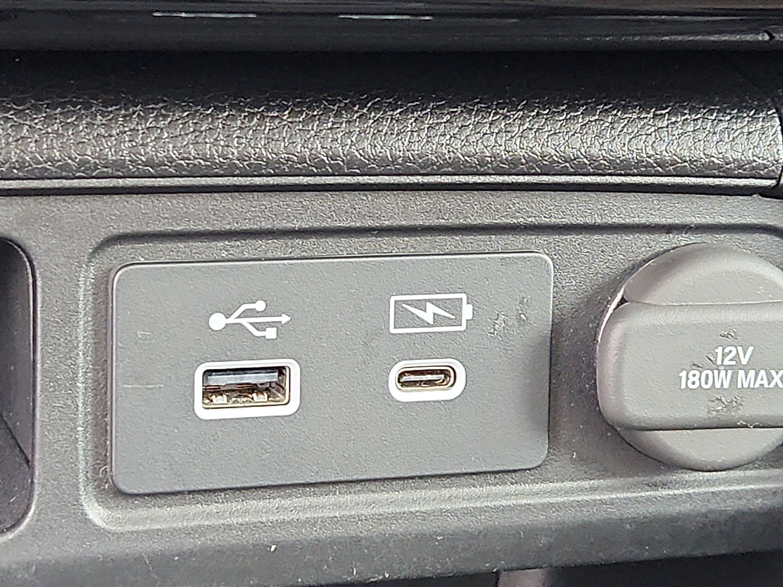 Used 2023 Honda Pilot Elite image 24